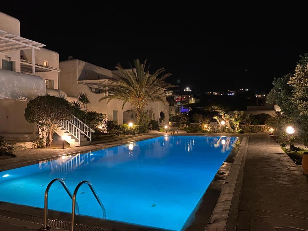 Mykonian Style W Shared Pool Houses & Nighttime Security Guard Ornos  Bagian luar foto